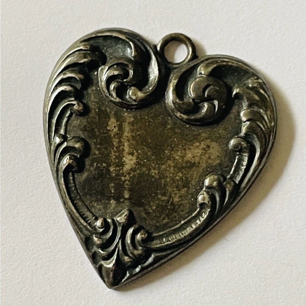 VINTAGE STERLING Silver Heart Charm Pendant Victorian, 6.7 Grams